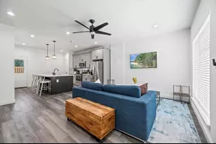 8634 Scott B St, Houston, TX 77051 - Photo 2