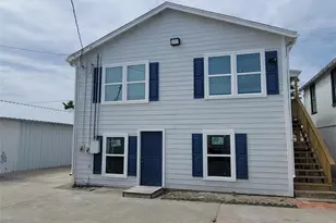 5211 Ave S Up S, Galveston, TX 77551 - Photo 2