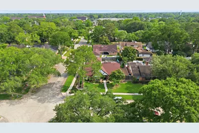 5927 Valkeith Drive, Houston, TX 77096 - Photo 24