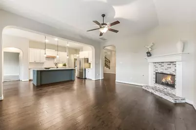 16718 Lake Limestone Lane, Houston, TX 77044 - Photo 10