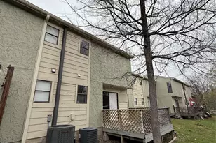 4507 Carter Creek Pkwy, Bryan, TX 77802 - Photo 4