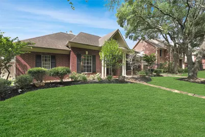 7406 Summer Trail Drive, Sugar Land, TX 77479 - Photo 1