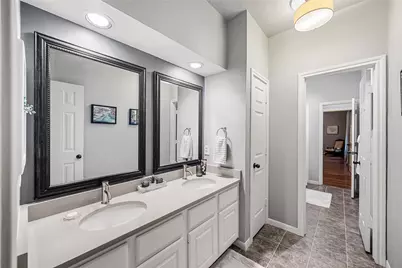 7406 Summer Trail Drive, Sugar Land, TX 77479 - Photo 24