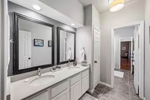 7406 Summer Trail Dr, Sugar Land, TX 77479 - Photo 24