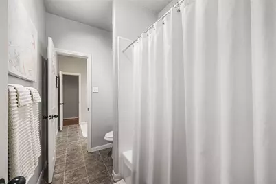 7406 Summer Trail Drive, Sugar Land, TX 77479 - Photo 26