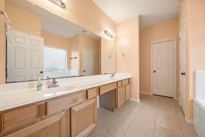 2506 Little Forest Court, Spring, TX 77373 - Photo 10
