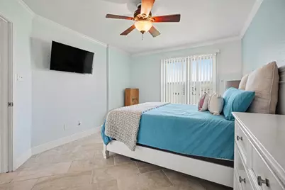 7312 Seawall Boulevard #103, Galveston, TX 77551 - Photo 16