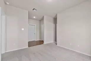 1950 Stargazer Ln, Angleton, TX 77515 - Photo 20