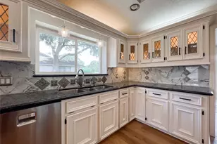 8107 S Braeswood Blvd, Houston, TX 77071 - Photo 10