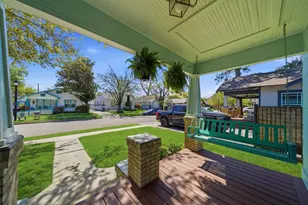 1111 Winston St, Houston, TX 77009 - Photo 2