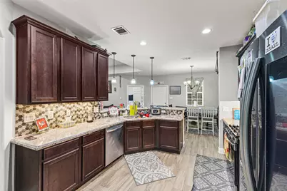 267 Freeman Boulevard, West Columbia, TX 77486 - Photo 12