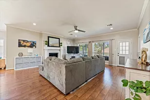 958 Lake View Dr, Montgomery, TX 77356 - Photo 10