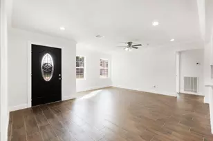 120 Sherman Ave, Pasadena, TX 77503 - Photo 2