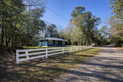 180 Friar Tuck S, Ivanhoe, TX 75979 - Photo 2