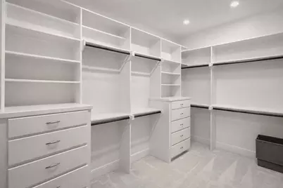 43 W Loftwood Circle, The Woodlands, TX 77382 - Photo 20