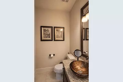 43 W Loftwood Circle, The Woodlands, TX 77382 - Photo 10
