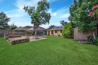 1423 Thornton Road, Houston, TX 77018 - Photo 2
