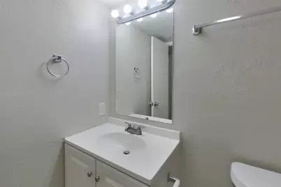 5030 Ridgecreek Drive, Houston, TX 77053 - Photo 12