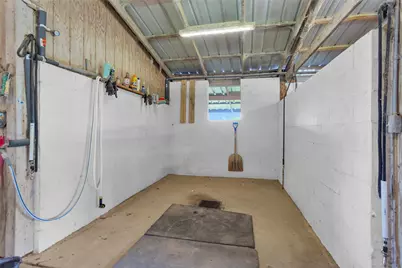 28136 Old Highway 105 W, Montgomery, TX 77316 - Photo 44