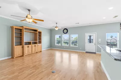 911 Bonita Street, Bayou Vista, TX 77563 - Photo 10