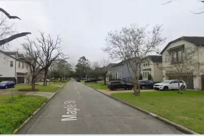 4626 Maple Street, Bellaire, TX 77401 - Photo 4