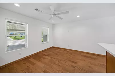 7050 Cole Creek Drive, Houston, TX 77092 - Photo 8