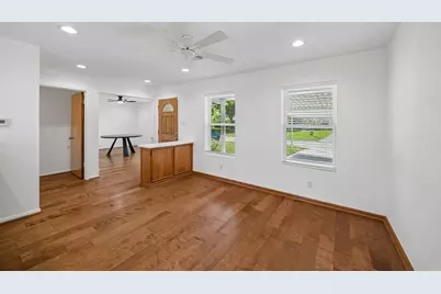 7050 Cole Creek Drive, Houston, TX 77092 - Photo 2