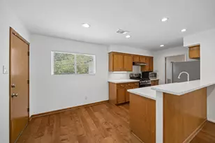 7050 Cole Creek Dr, Houston, TX 77092 - Photo 4