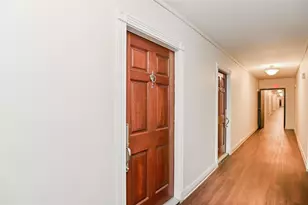 4515 Briar Hollow Pl, Houston, TX 77027 - Photo 2