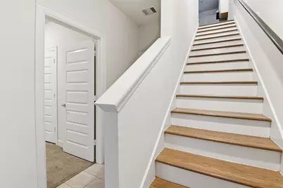 2733 Eado Edge Court, Houston, TX 77020 - Photo 8