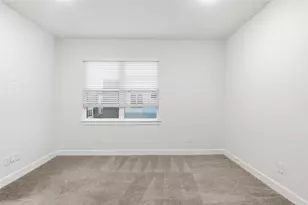 2733 Eado Edge Ct, Houston, TX 77020 - Photo 20