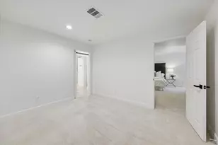 45 Patti Lynn Ln, Houston, TX 77024 - Photo 28