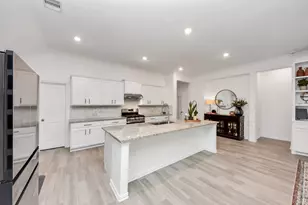 8906 Stanley Oak Dr, Missouri City, TX 77459 - Photo 16