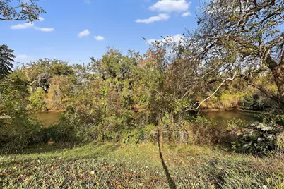 1164 E Kyle Road, Clute, TX 77531 - Photo 8