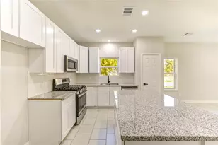 1309 Smith St, Navasota, TX 77868 - Photo 24