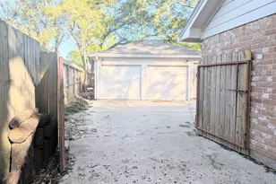 11607 Chuckson Dr, Houston, TX 77065 - Photo 16