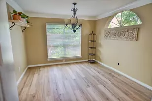 608 Prairie Ln, Angleton, TX 77515 - Photo 10