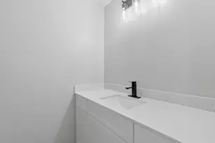 413 S 12th St, Conroe, TX 77301 - Photo 14