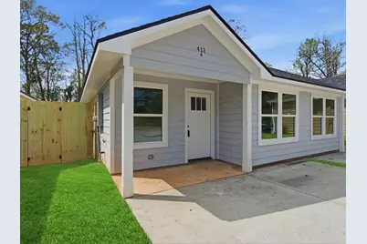 413 S 12th St, Conroe, TX 77301 - Photo 2