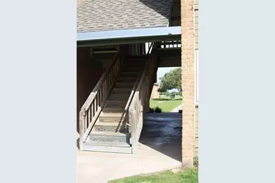 711 Glenoak Drive, Corpus Christi, TX 78418 - Photo 2