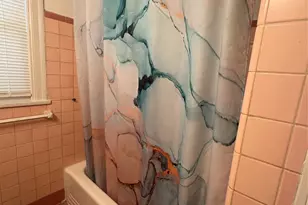 2011 33rd St, Galveston, TX 77550 - Photo 18