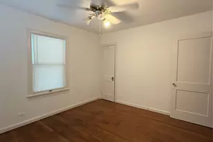 2011 33rd St, Galveston, TX 77550 - Photo 6