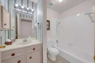 9168 Wilcrest Dr, Houston, TX 77099 - Photo 12