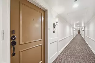 3525 Sage Rd, Houston, TX 77056 - Photo 2