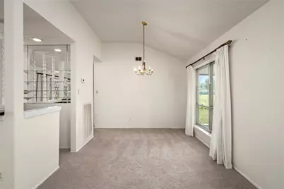 422 W Castle Harbour Drive, Friendswood, TX 77546 - Photo 8