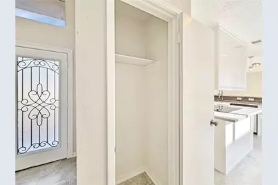 6111 Ogden Forest Drive, Houston, TX 77088 - Photo 16