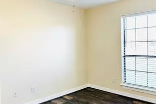 117 Corkwood Street St, Lake Jackson, TX 77566 - Photo 8