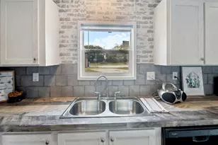 Lot 223 W Houston St, Lovelady, TX 75851 - Photo 8