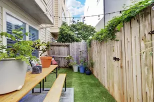 1237 W 17th St, Houston, TX 77008 - Photo 28
