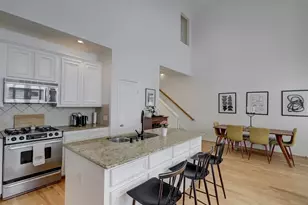 1237 W 17th St, Houston, TX 77008 - Photo 12